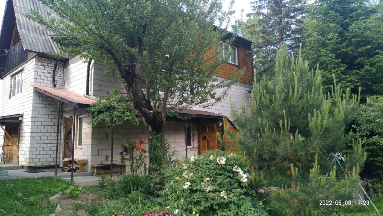 Hotel Pid Skeleyu Lazeshchyna Exterior foto