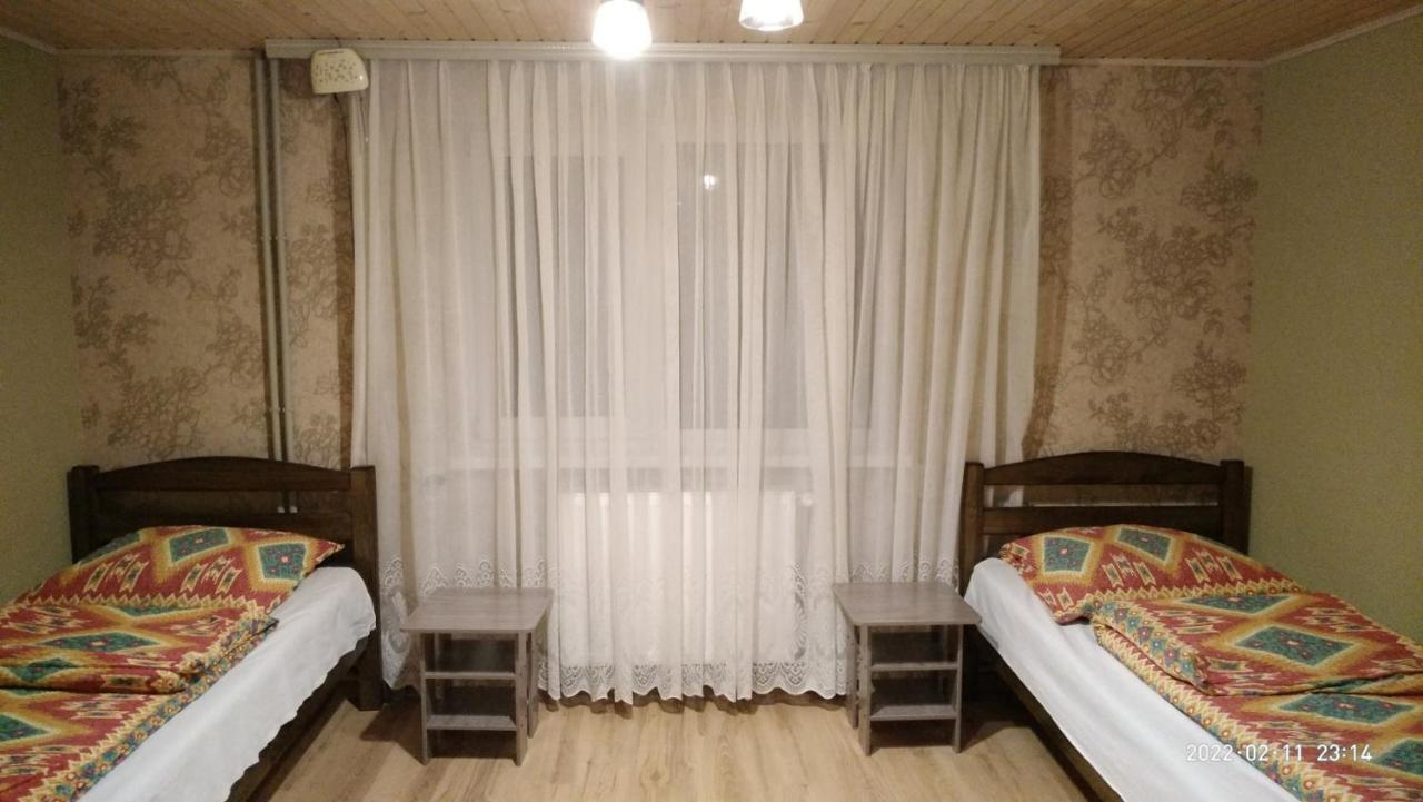 Hotel Pid Skeleyu Lazeshchyna Exterior foto